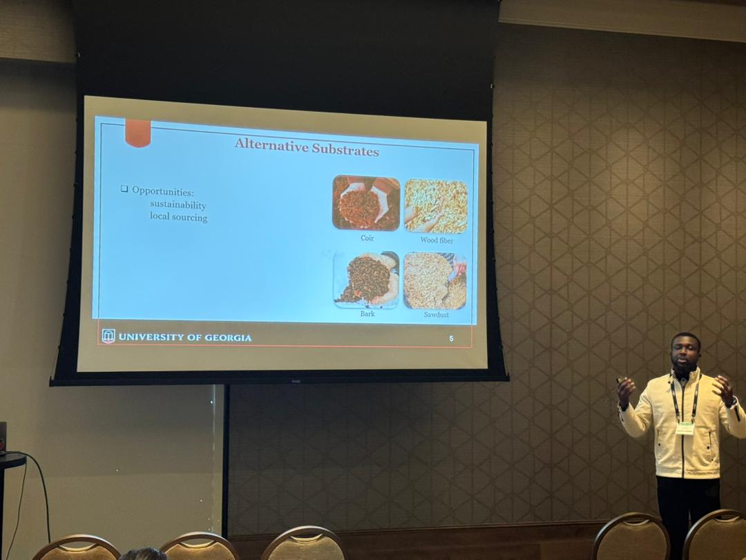 Michael presenting at SRASHS